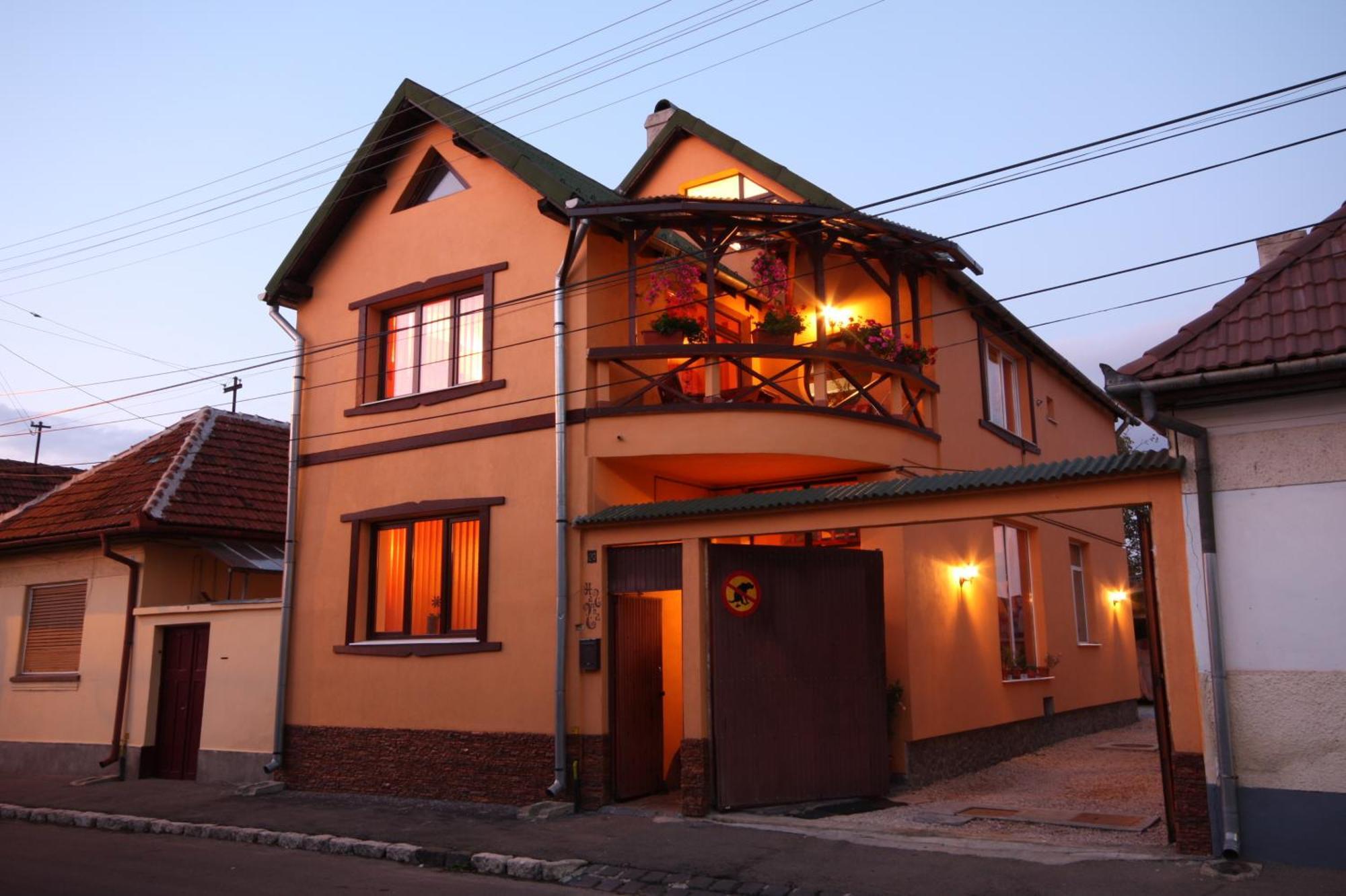 Pensiunea Hanna Braşov Exterior foto